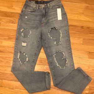 NWT Urban Outfitters mom high-rise jeans, 27